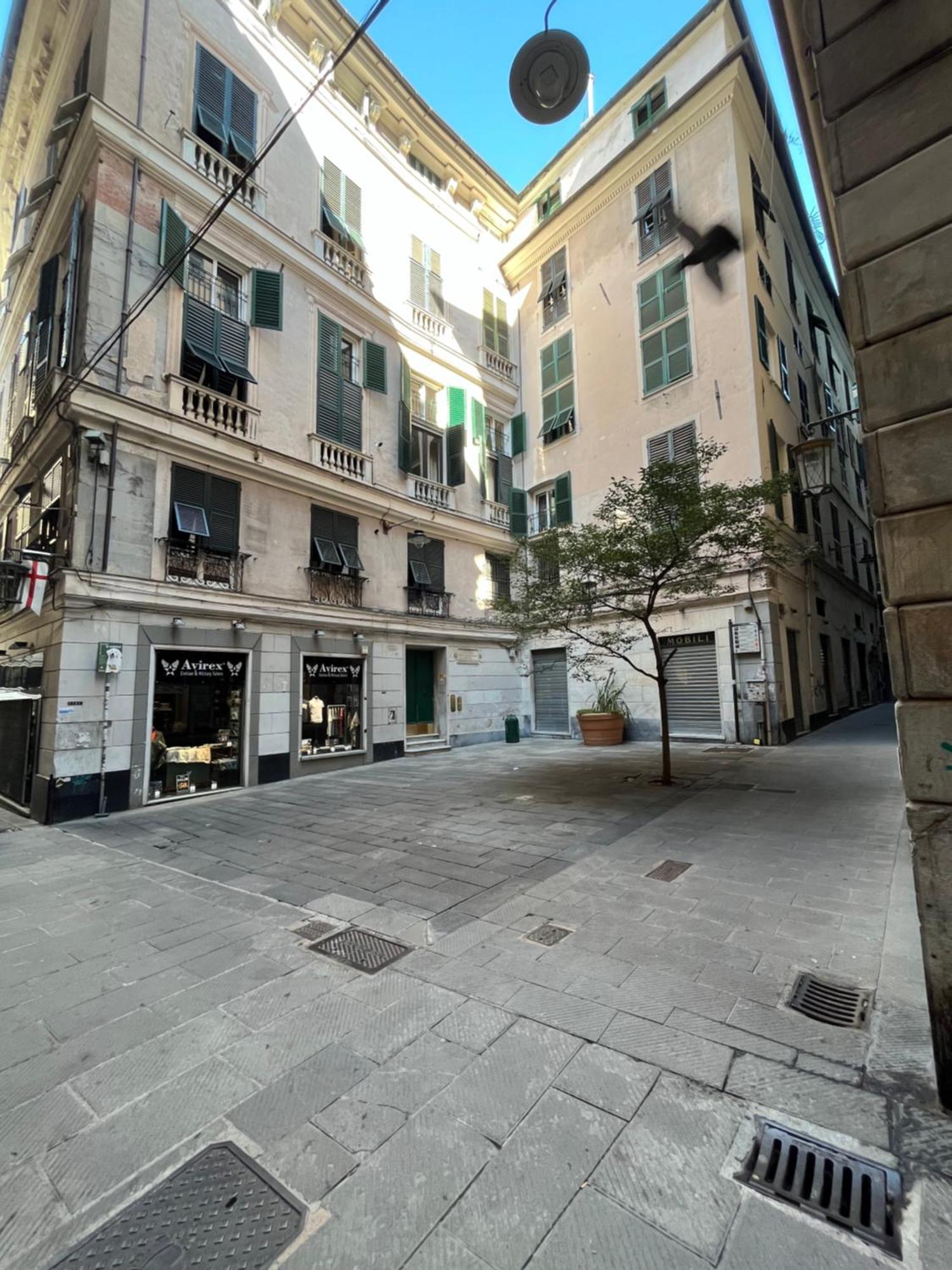 Apartment Historic Design House Near Aquarium Genua